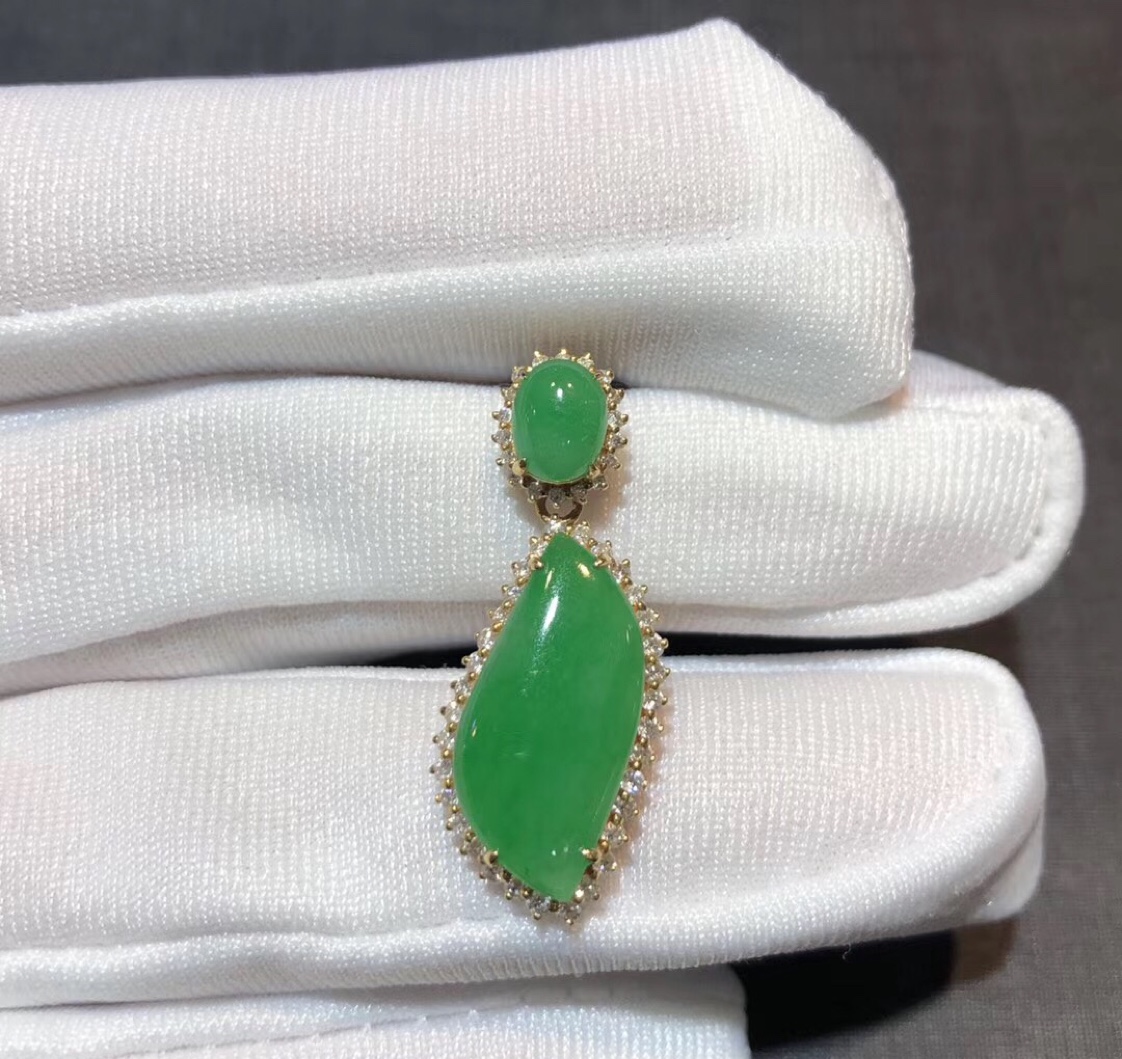 18k gold jade pendant 11