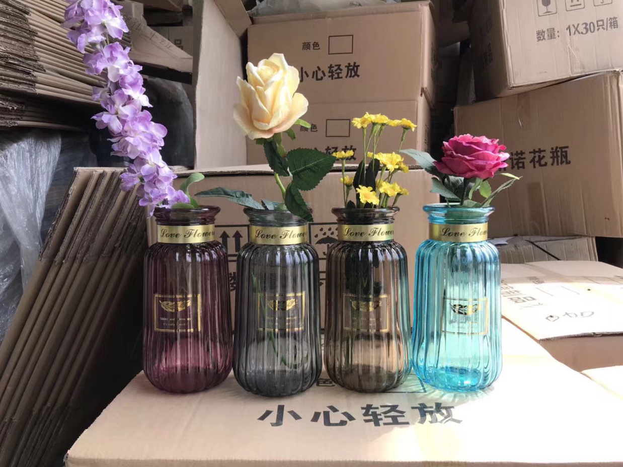 Modern, simple, fashionable and fresh glass vases, creative flower arrangement table ornaments, factory direct sales and wholesale Specification image