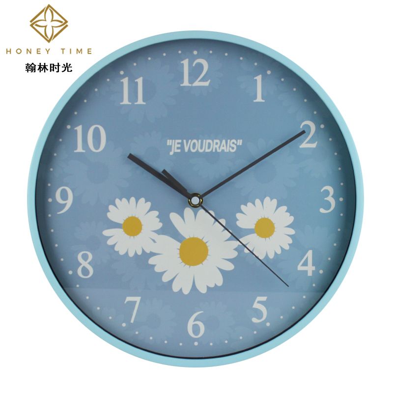 Fashionable and fresh small Daisy design 12-inch round digital wall clock personalized decorative home silent sweep second clock thumbnail