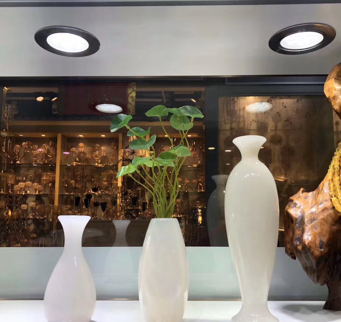 Natural jade Vase Art Display piece 03