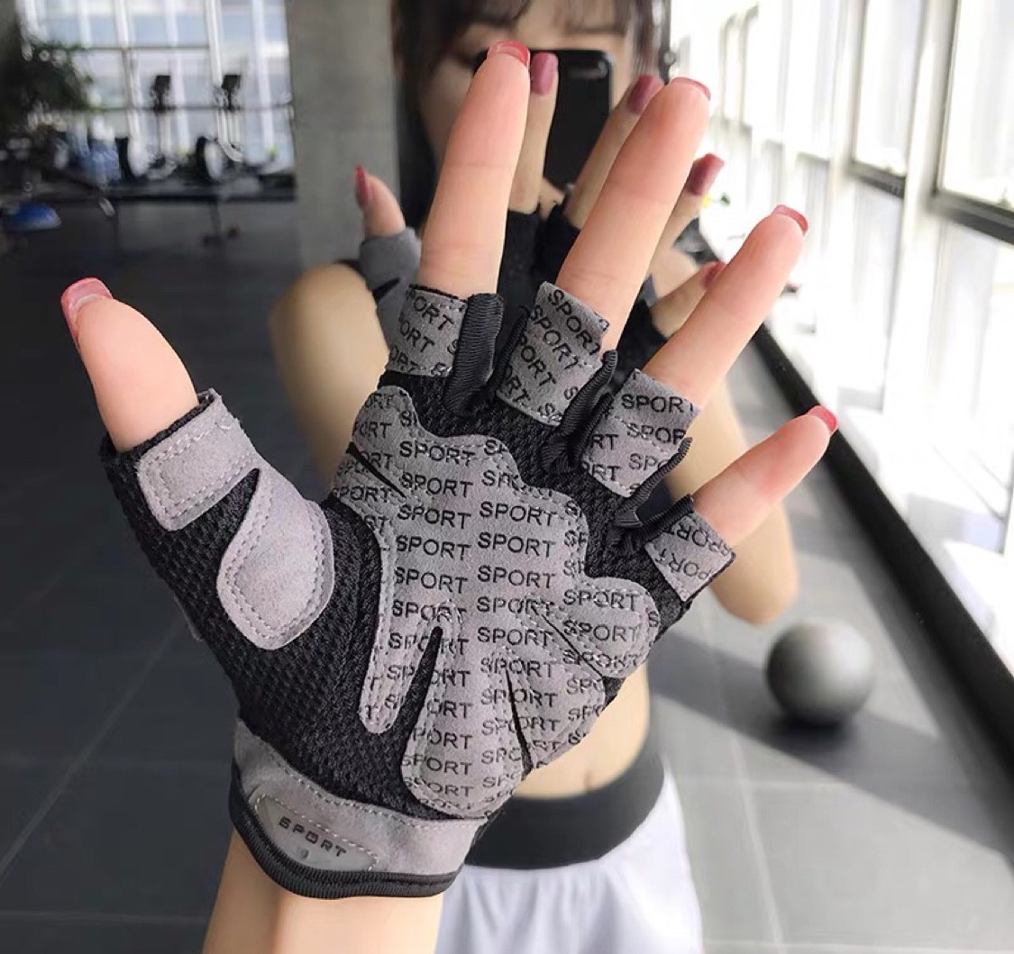 Net Red Half Palm Thick Sports Gloves Women's Fitness Half Finger Gloves Non-Slip Weight Iron Outdoor Cycling Gloves Tide Item Picture