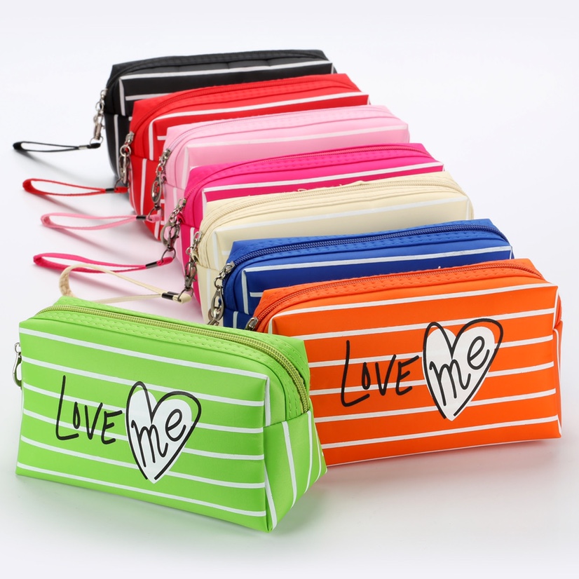 Love makeup bag Korean stripe heart prince bag makeup bag wash bag clutch bag