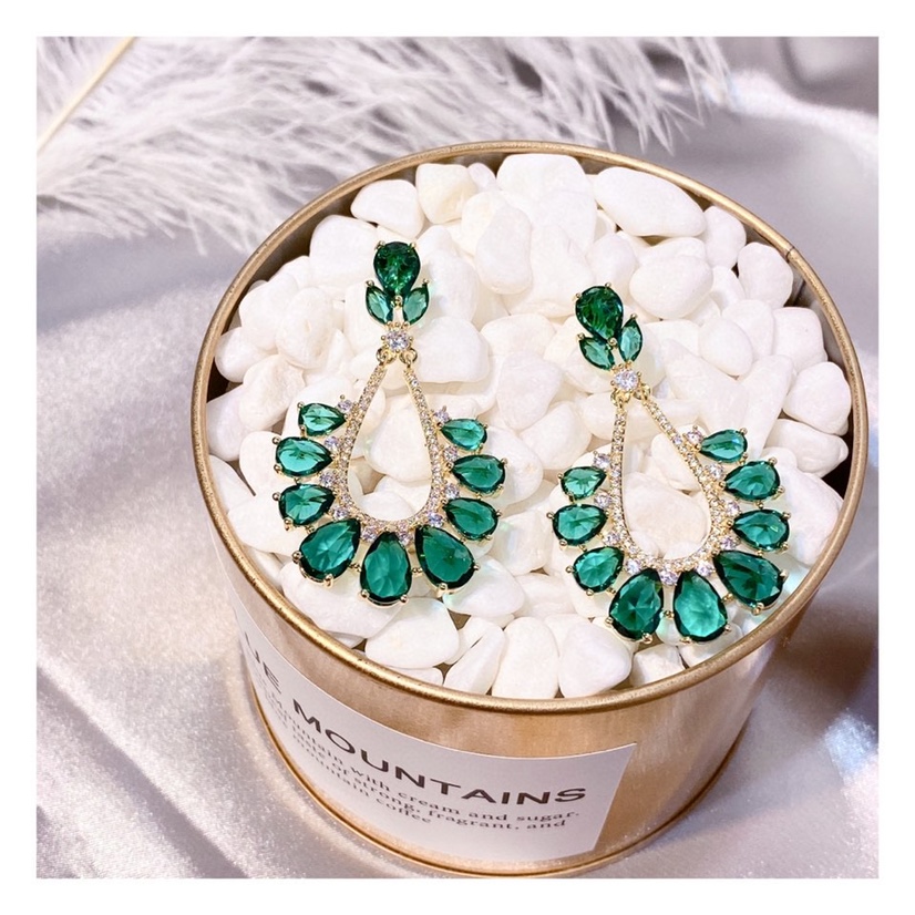 Zircon earrings with 925 silver needles in copper plated gold are popular thumbnail