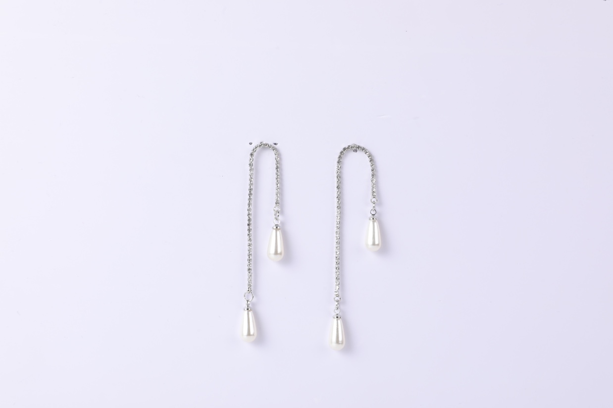 Korean-style European and American earrings, long and shiny diamond claw chain, teardrop pearl, trendy party Billon -05