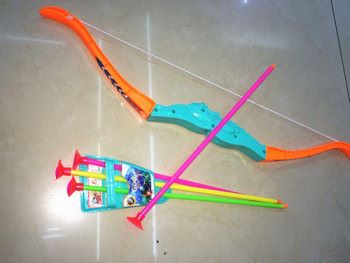 Children's toys wholesale shooting toys 55CM bow sucker bullets OPP bag thumbnail