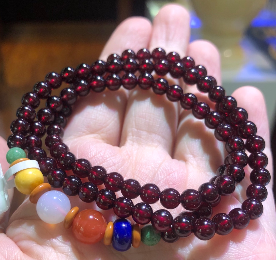 Wine red garnet bracelet 01
