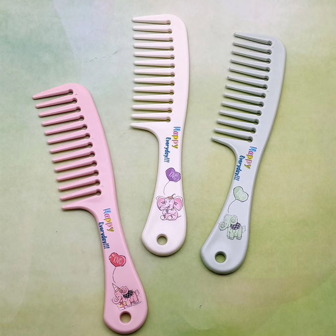 The mid-wide tooth comb comes in a variety of types and colors, and you can choose from the popular cartoon and Internet celebrity styles of the current season Specification image