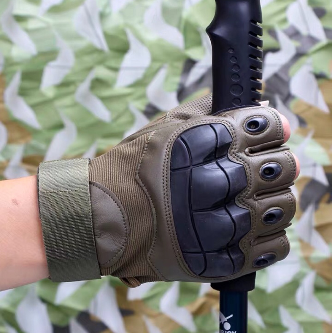 Black Hawk Tactical Gloves Men's Half-Fingered Special Forces Army Motorcycle Gloves Drop Proof Fingerless Riding Gloves Application Scenario