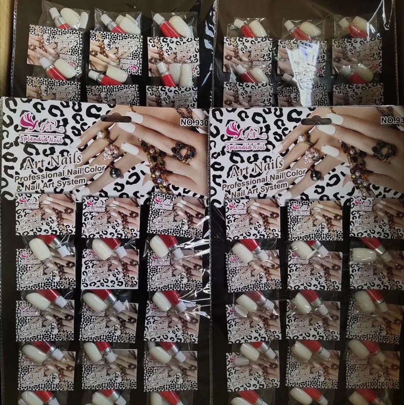 12 Into the white shell nails thumbnail