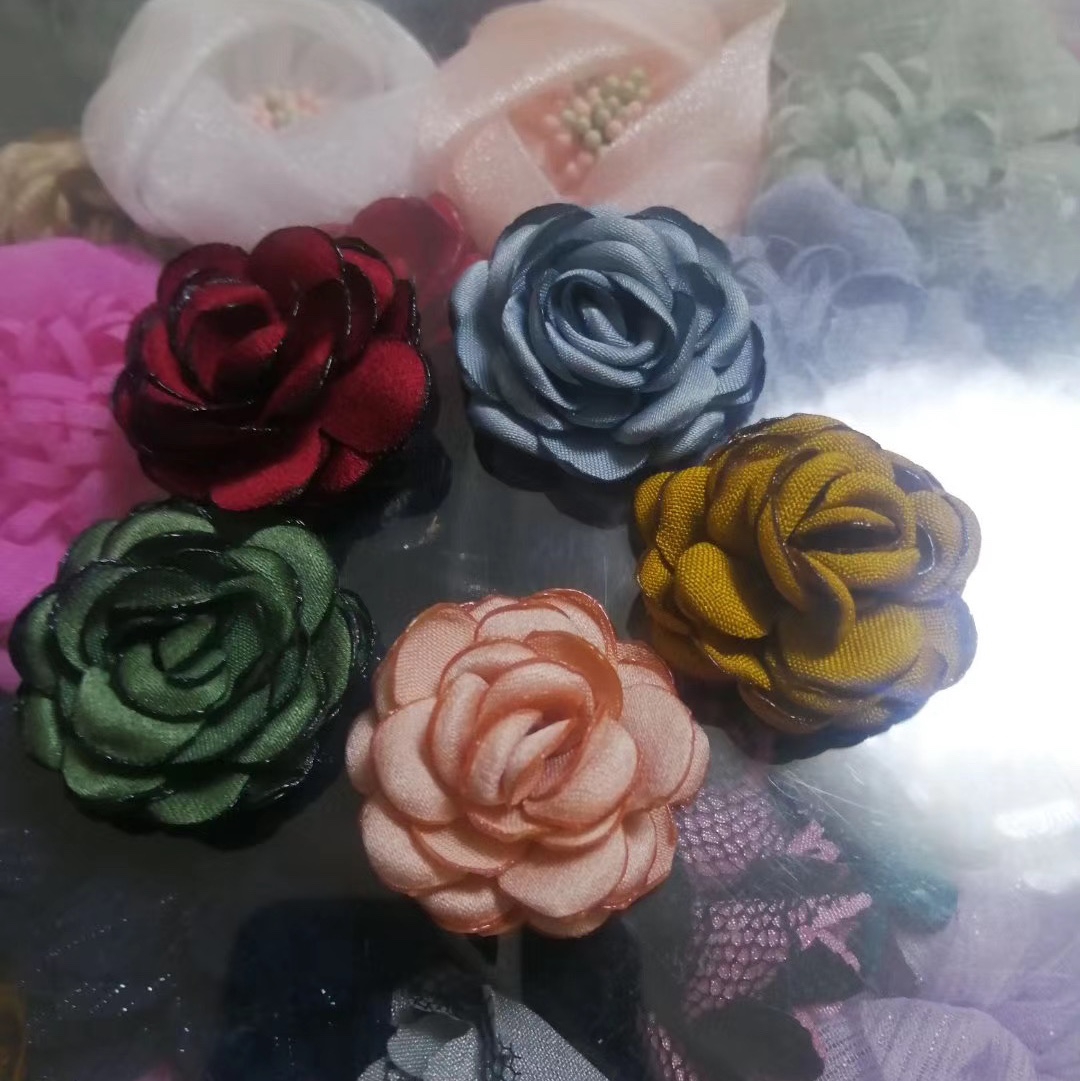The cloth art hand rolls the flower hairpin, the hair band