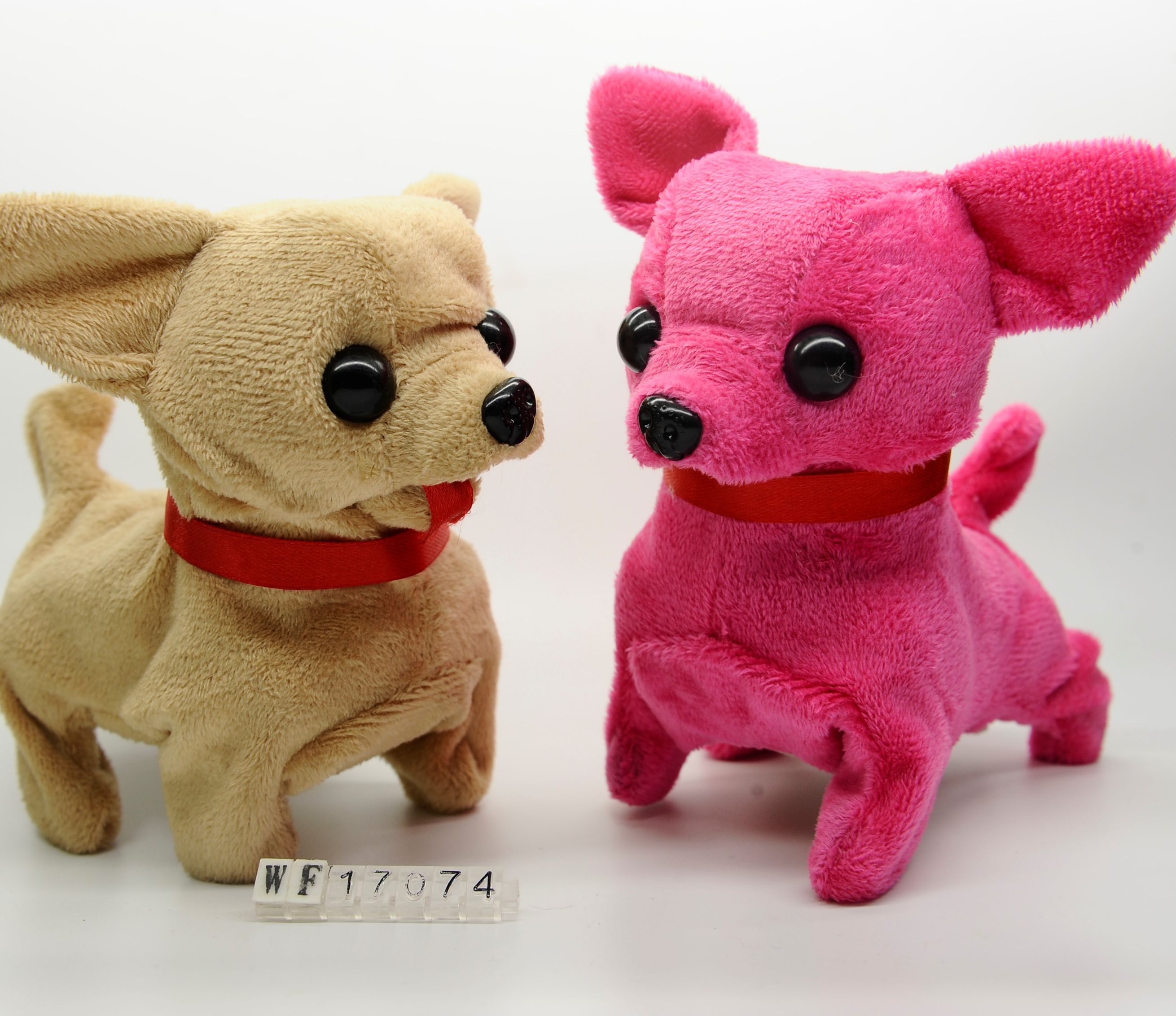 Yiwu stalls from the stuffed chihuahua electric toys details Picture