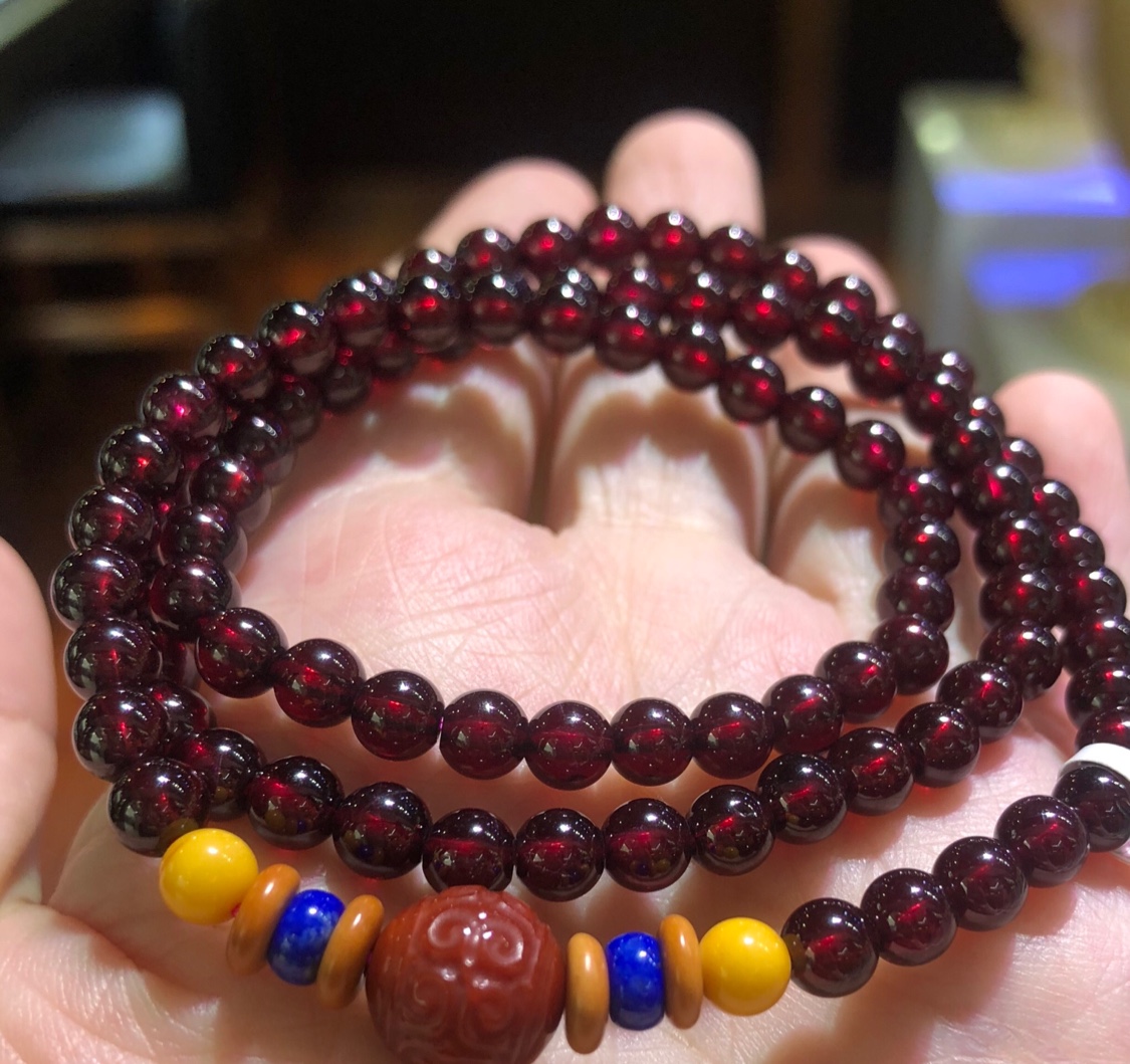 Wine red garnet bracelet 02