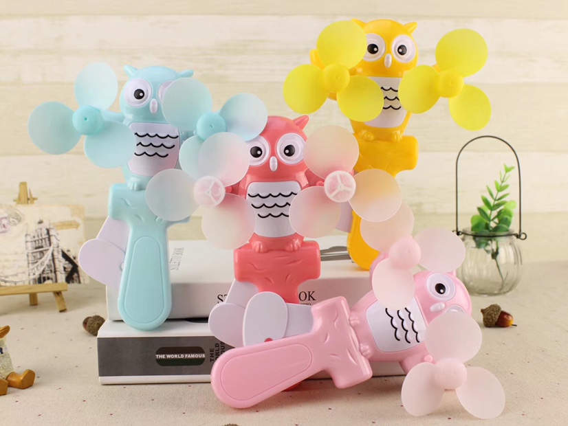 Hot-selling owl double-head mini hand pressure fans, hand-held hand pressure fans, and children's double-head hand pressure fans are selling well at street stalls Item Picture