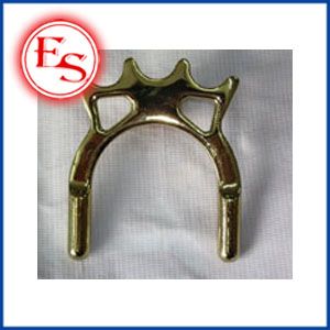 A bronze overhead cross with a high fork. A Chinese style of snooker