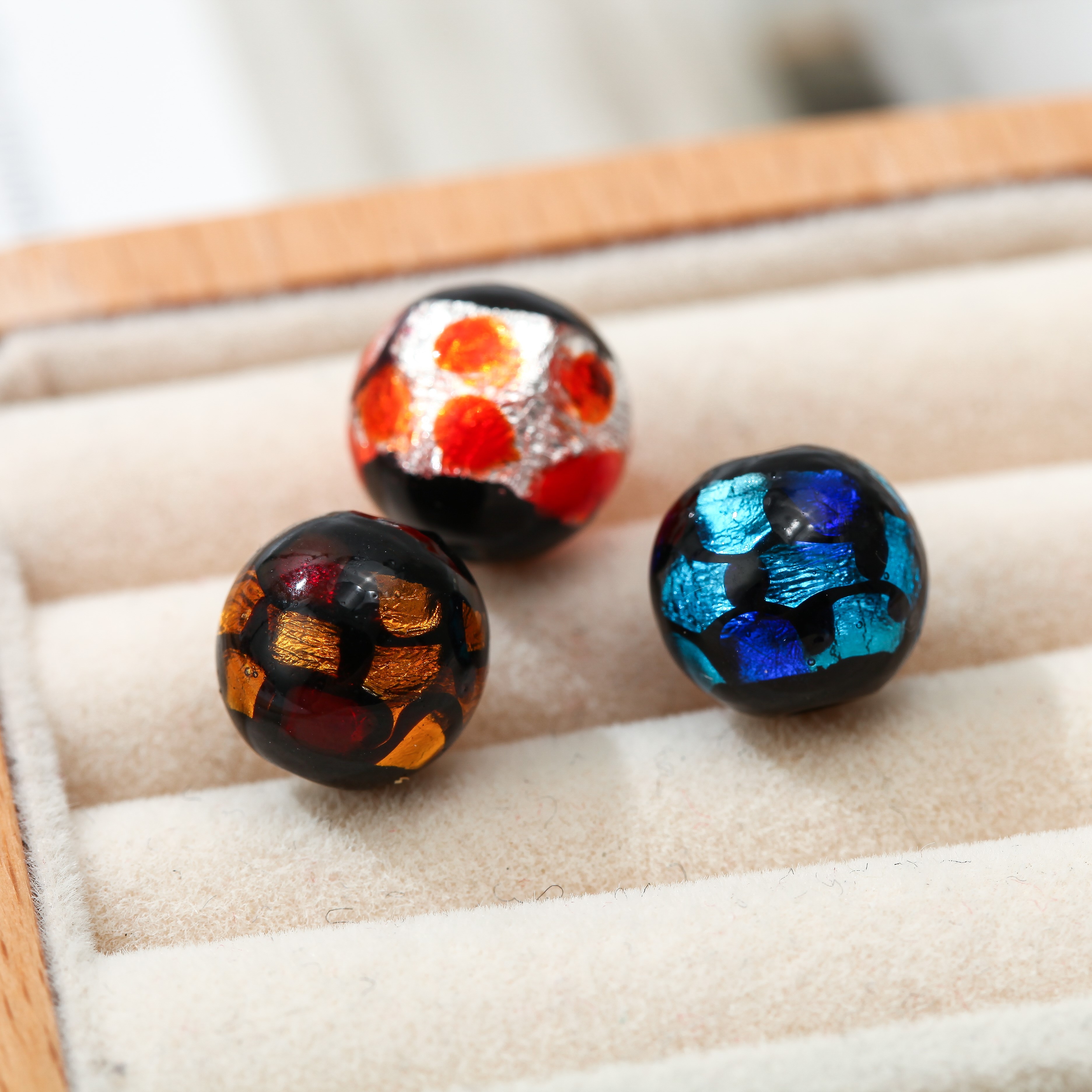 Japanese-style colored dot glass beads, interlocking beads, and colored foil beads diy bracelets, earrings, and accessories are custom-made by the manufacturer detail image 6