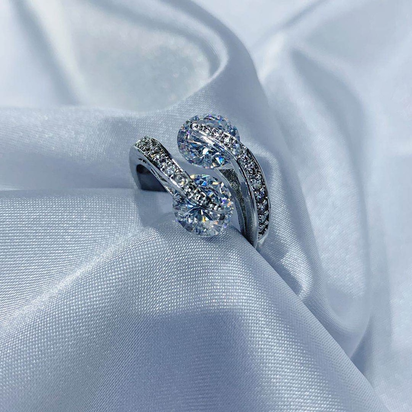 Zircon ring