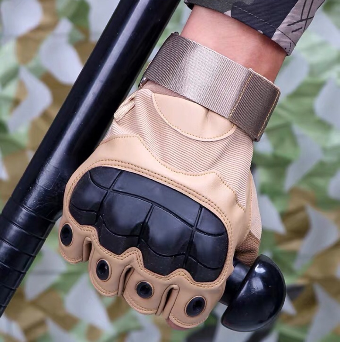Black Hawk Tactical Gloves Men's Half-Fingered Special Forces Army Motorcycle Gloves Drop Proof Fingerless Riding Gloves Item Picture