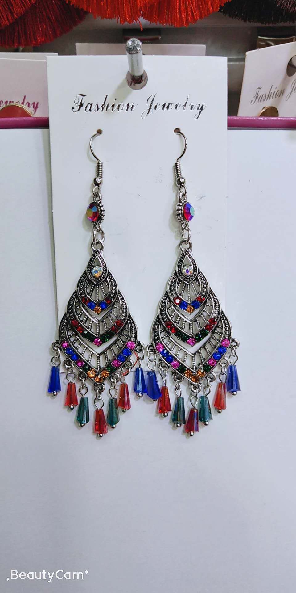 Fashionable, versatile, simple and elegant style, 66 Mia earrings, elegant and new undefined
