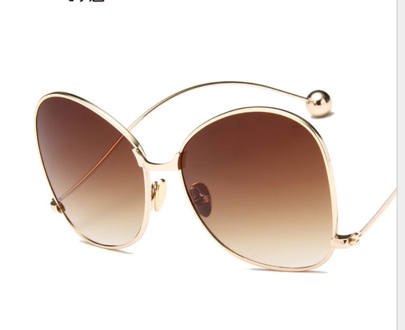 The new Korean version of trendy sunglasses that are popular online