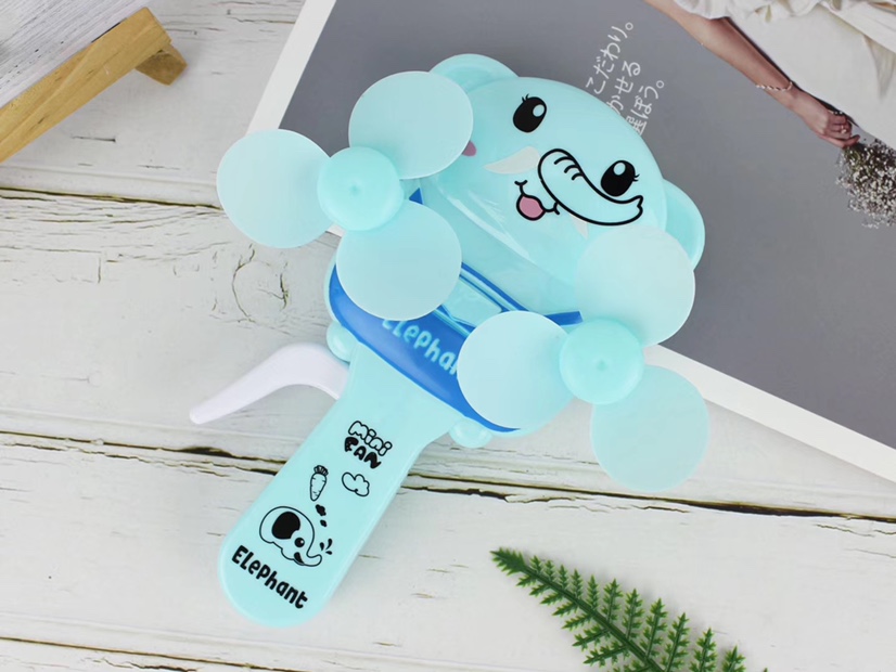 The hot-selling Little Elephant small double-head hand pressure fan and the handheld mini hand pressure small fan are selling well at the street stall undefined