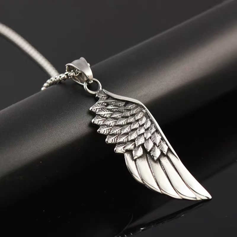 Romantic and trendy angel wing necklace, titanium steel single-wing pendant, fashionable and trendy accessory for men details Picture