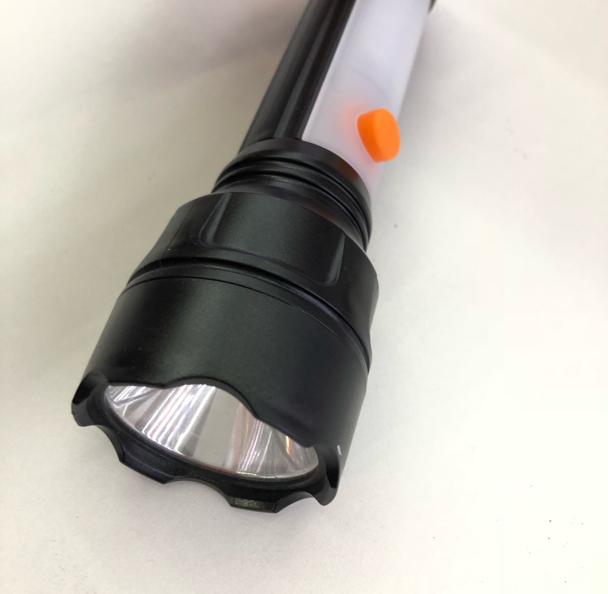 LY-12 LED手电筒 AA电池4节手电筒 LED塑料电筒 礼品小手电筒批发 红光警示白光照明详情图4