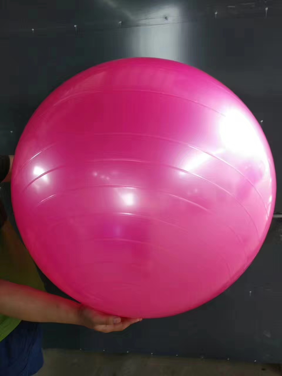 普拉提加厚健身球瑜伽球75厘米莹光瑜伽球详情图6
