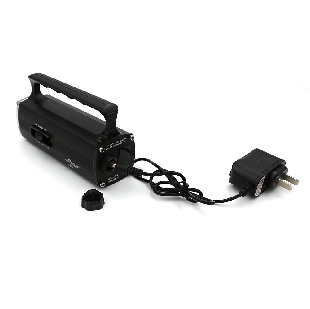 Hot New Aluminum Alloy Diving Light Hand Lamp Outdoor Waterproof Lighting Flashlight Diving Light Item Picture