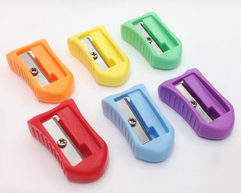 优驰卷笔刀UC-119迷你简易卷笔刀小型手动卷笔刀详情图3