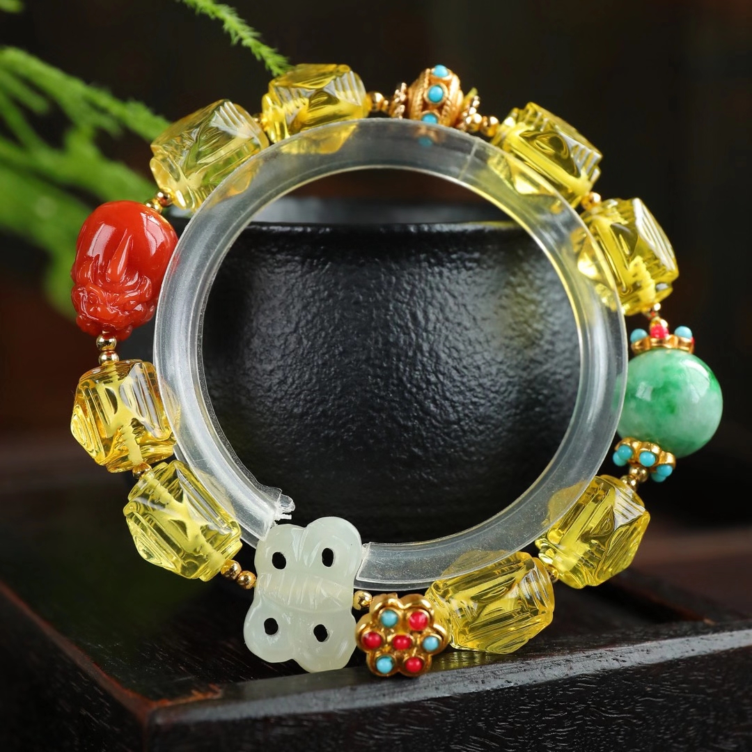 天然蜜蜡雕刻桶珠单圈手链详情图2