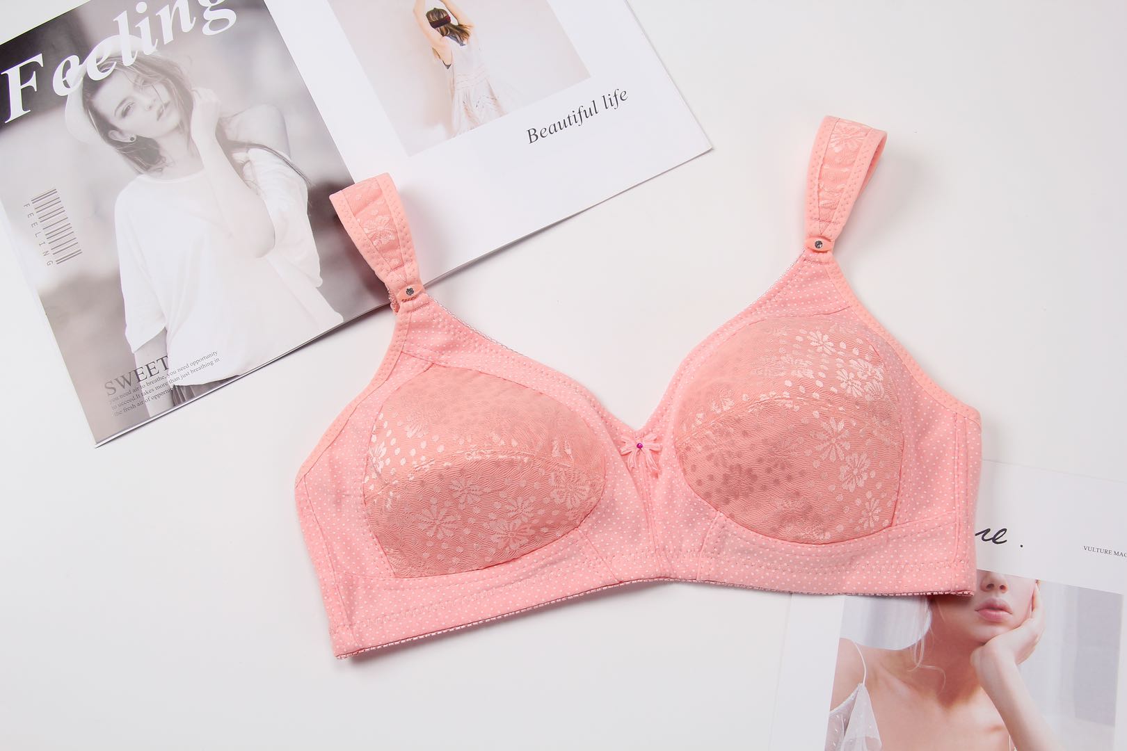 Meilefin 559# Middle-Aged And Elderly Mother Vest Bra No Trace No Underwire Comfortable Underwear undefined