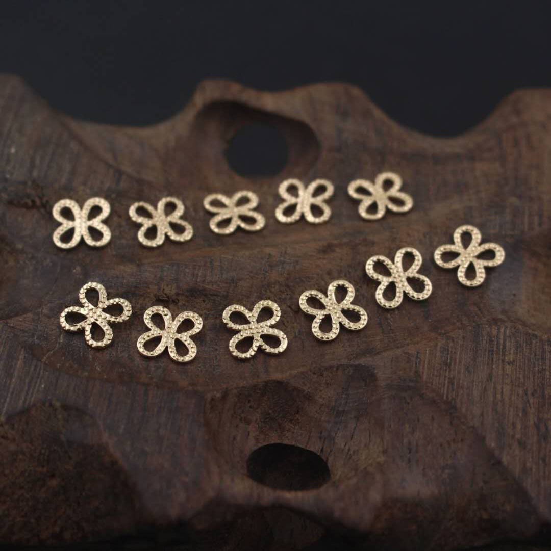 Ancient-style diy four-leaf clover piece pure copper color retention 8mm hanging head accessory connection piece