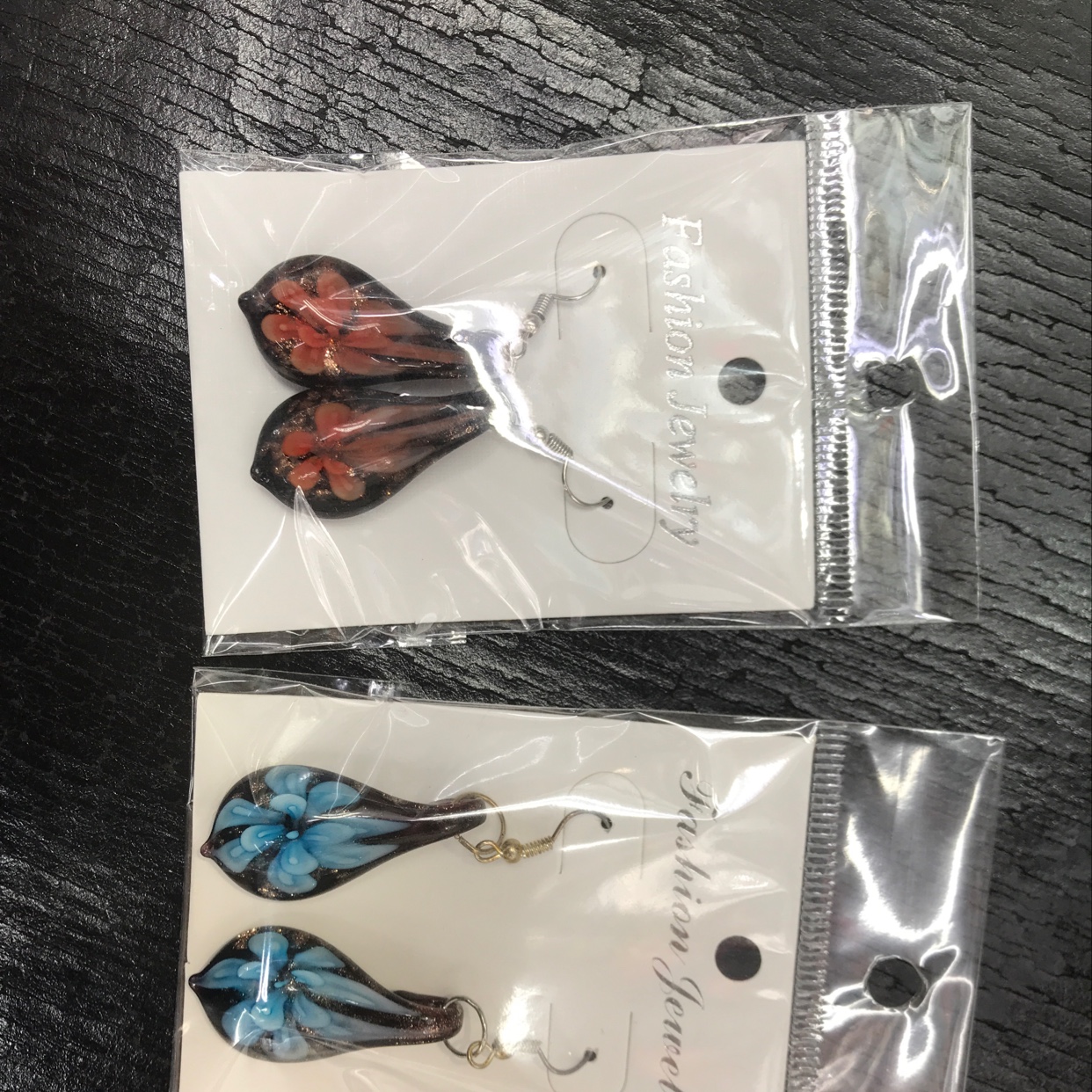 Ruyi inner flower earrings thumbnail
