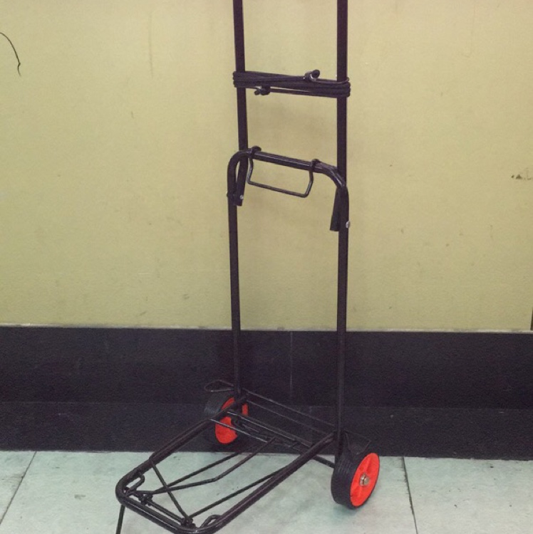 行李车小号黑色红轮子