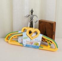 Lt-1019 Seamless dry and wet clothes rack plastic clothes rack