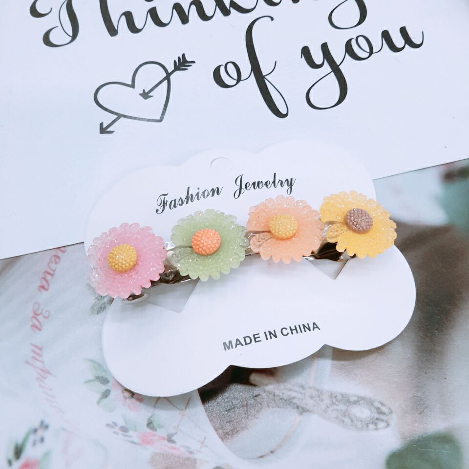 Korean Daisy cute color-blocked flower hair clip ins Hyuna style hair clip with bangs and girlish heart hair accessory details Picture