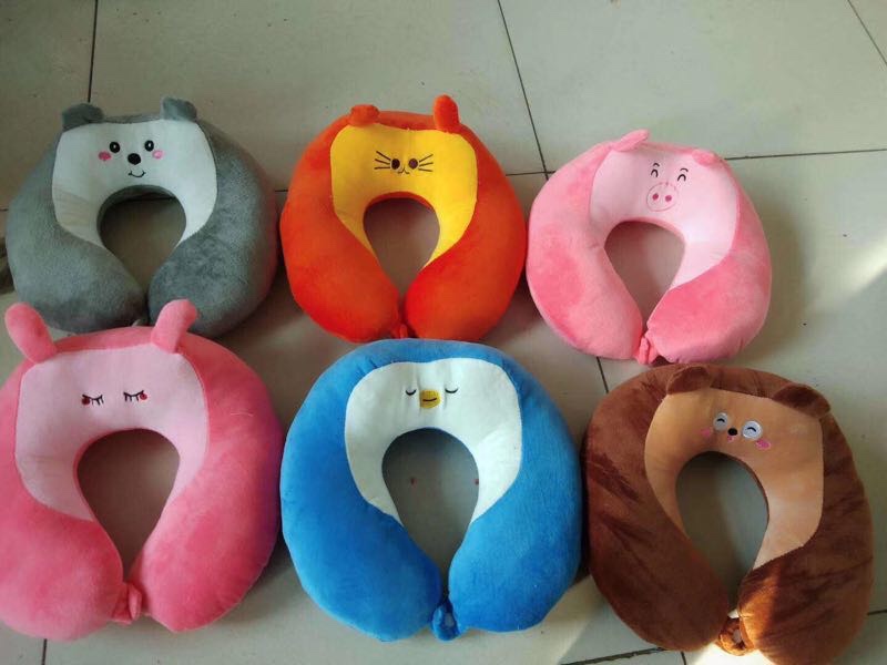 Cartoon stuffed animal stuffed animal U-shaped pillow and neck pillow