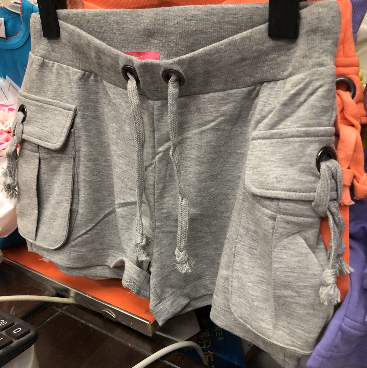 Luo Sino-US foreign trade inventory clothing describe pic - 4