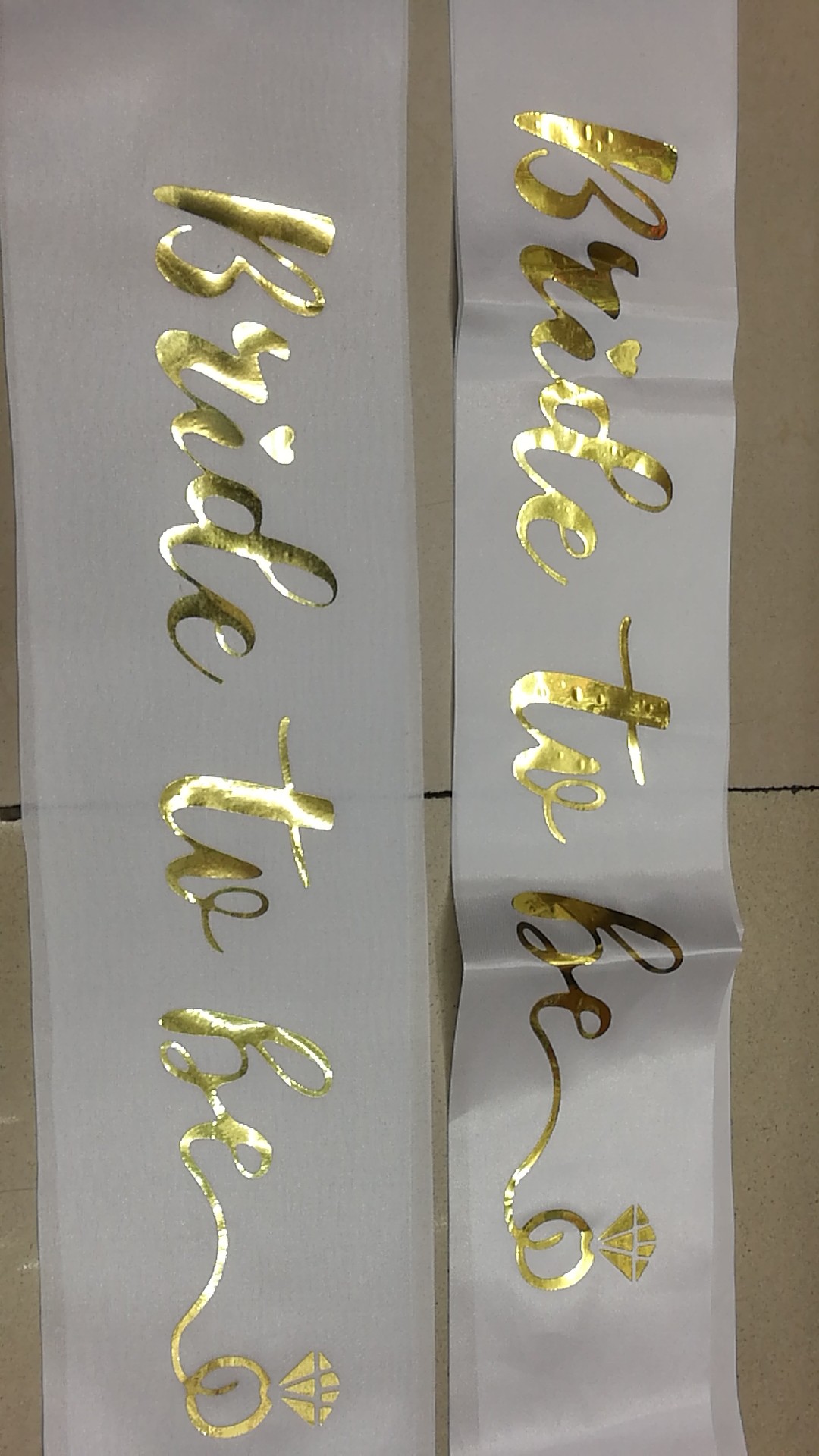 Specializing in the production of gold and silver embossed shoulder straps, etiquette straps, LOGO production, festivals, balls, parties, Bride parties, bachelor parties, makeup parties, Bride to be undefined