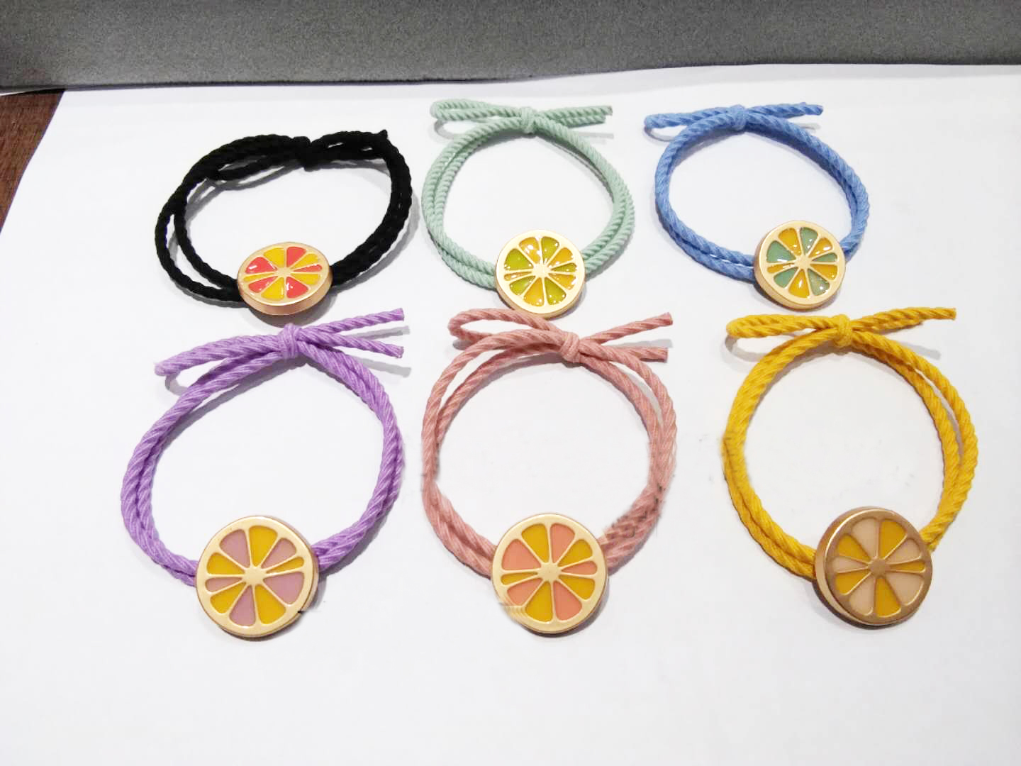 Alloy oil-dripping lemon twisted twisted twisted loop rubber band detail image 1