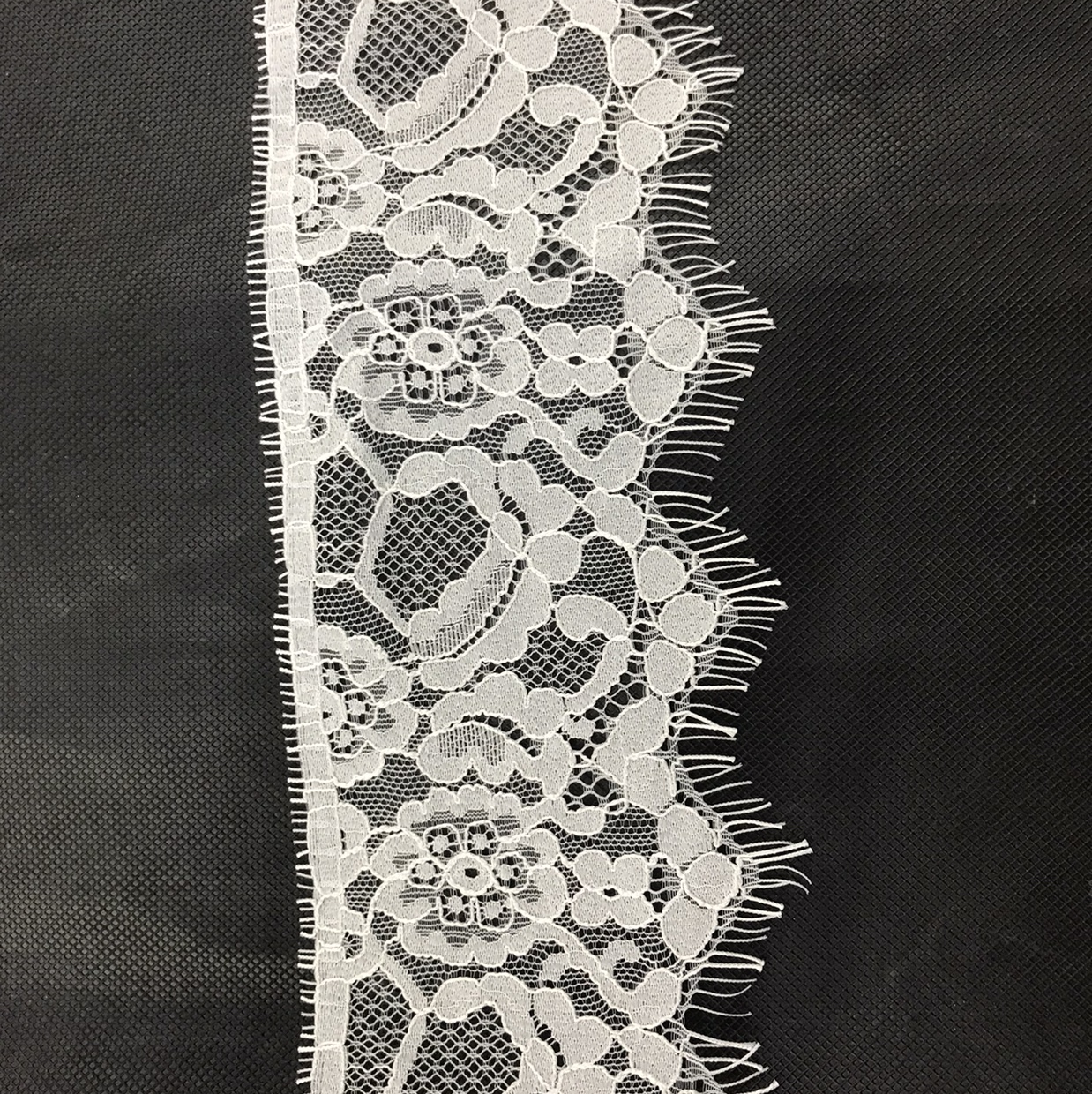No lash lace