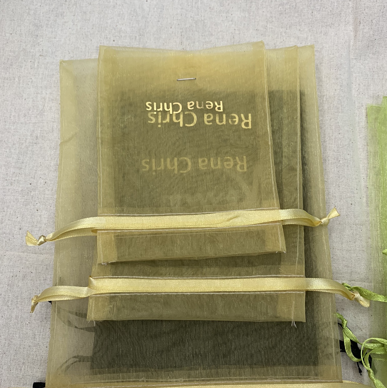 Customized gold-embossed bags, drawstring bags, gauze bags, jewelry bags details Picture