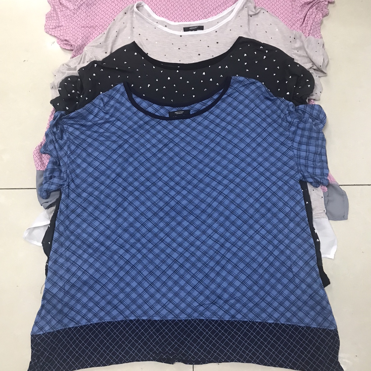 Women's Moutale short sleeves thumbnail