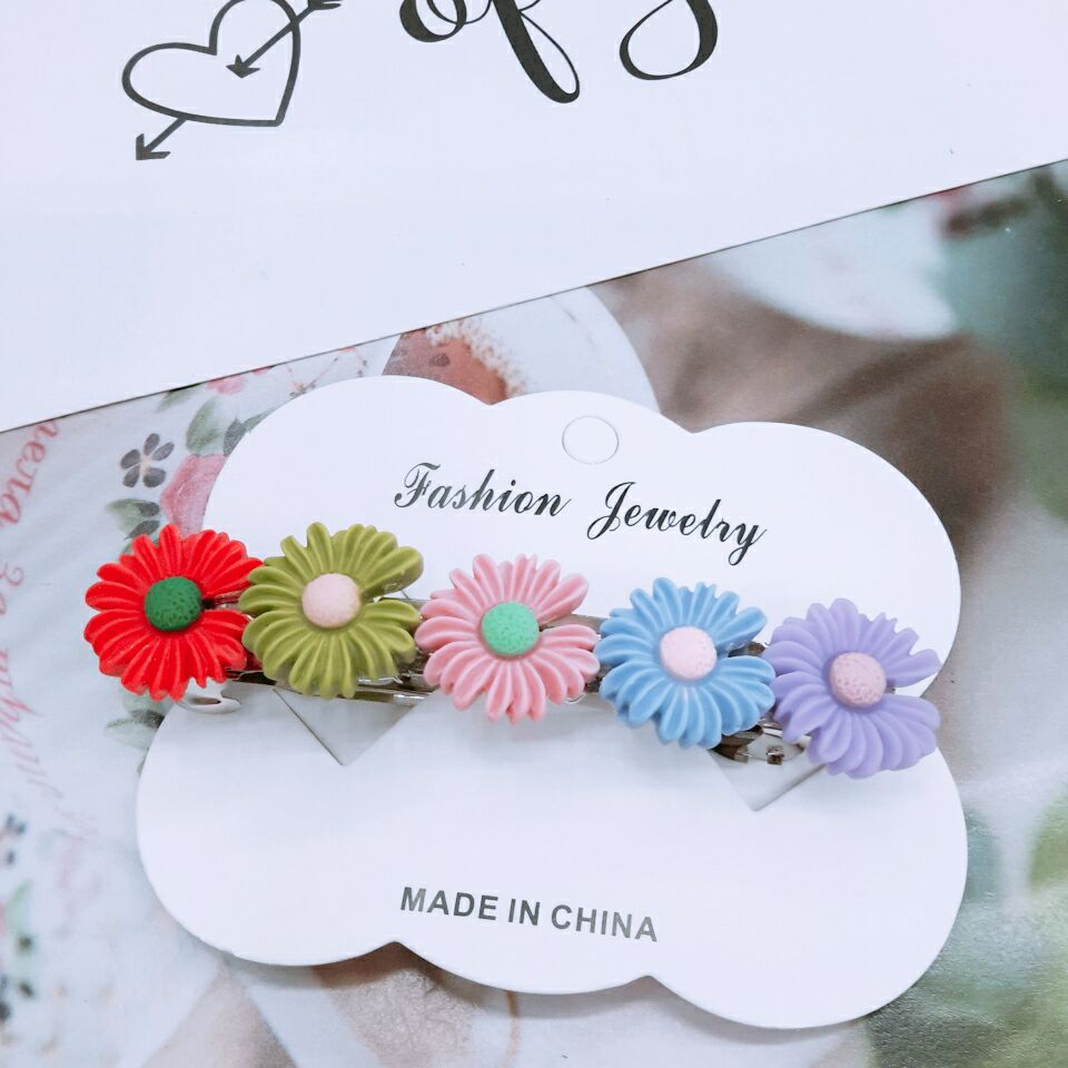 Korean Daisy cute color-blocked flower hair clip ins Hyuna style hair clip with bangs and girlish heart hair accessory Specification image