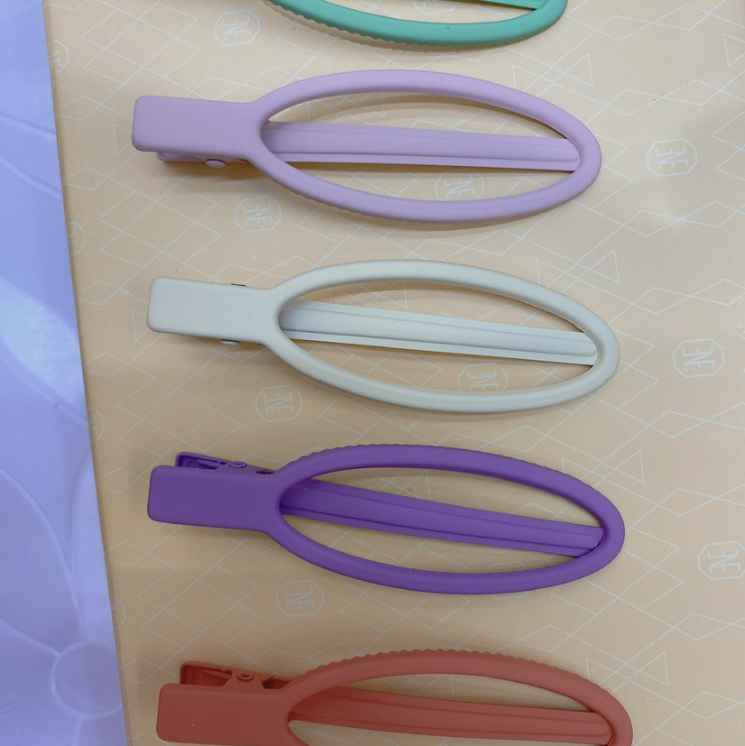 Leaf Color Spray Paint Environmental Protection Clip Manufacturers Direct Sales Network Red Explosive Diy Yanjun Jewelry Accessories