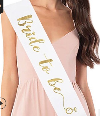 Specializing in the production of gold and silver embossed shoulder straps, etiquette straps, LOGO design, festival balls, parties, Bride parties, bachelor parties, makeup balls, and Bride