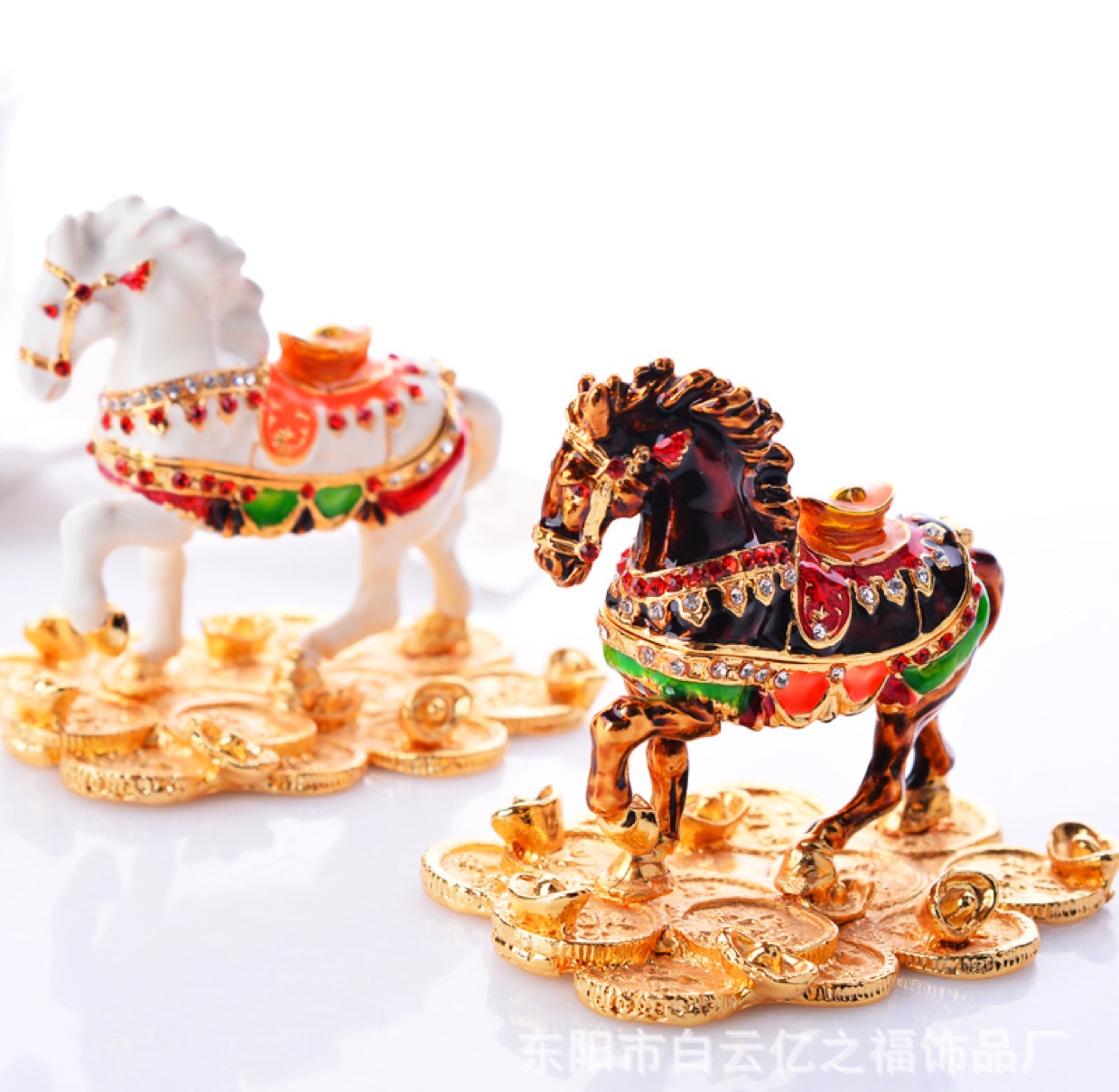 合金首饰盒/精品摆件/水钻镶嵌产品图