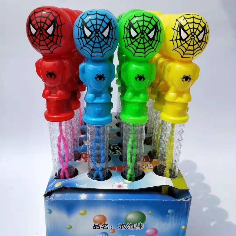 The 38CM cartoon version bubble sticks and the seven-color five-hole bubble sticks are selling well at the street stall