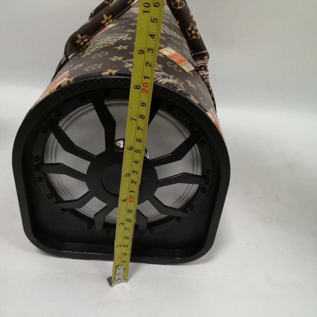 060蓝牙小音响插U盘TF卡电脑连接细节图