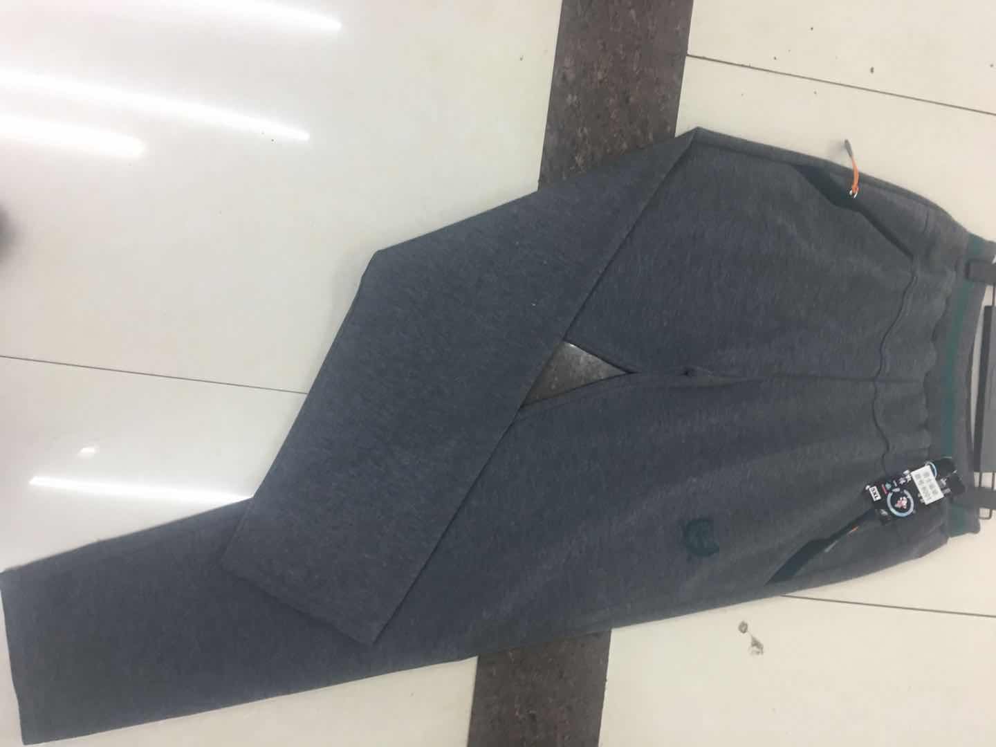 Men's casual sportswear pants Application Scenario